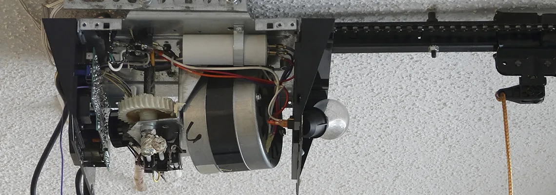 Sliding Garage Door Humming Noise Repair in Regent Park, SK